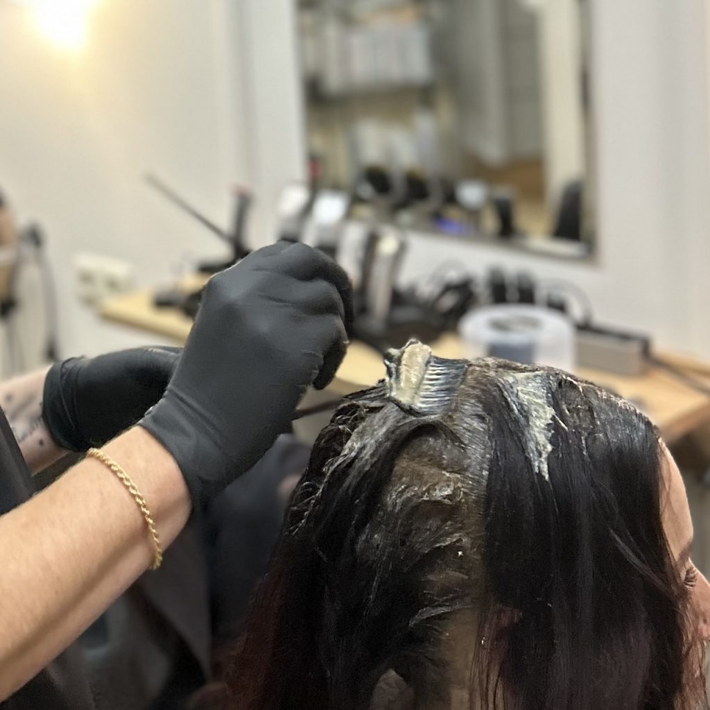 Salon Angela Interior